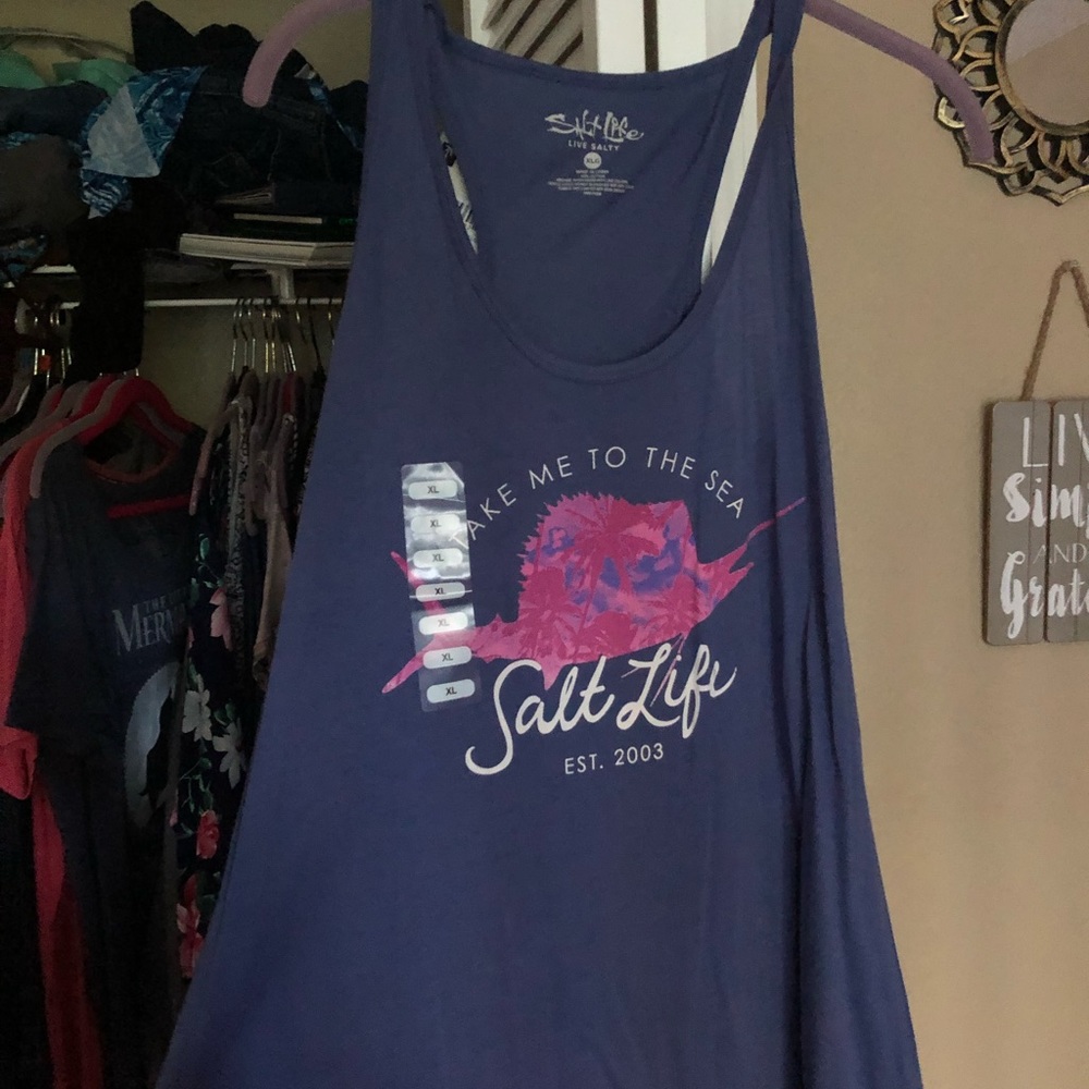 Salt life tank NWT